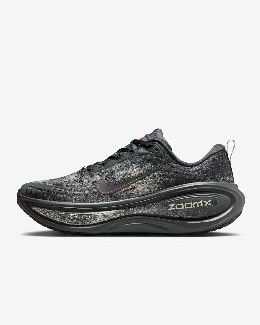 Nike Vomero Plus M - Men (8) au meilleur prix !