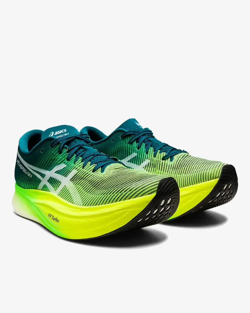 Asics Metaspeed Sky + M - 1013A115-300 (4) au meilleur prix !