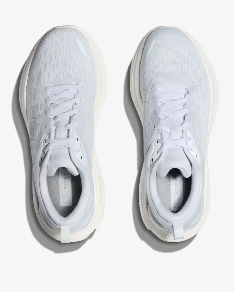 Hoka One One Bondi 8 M  - 1123202-WWH (2) au meilleur prix !