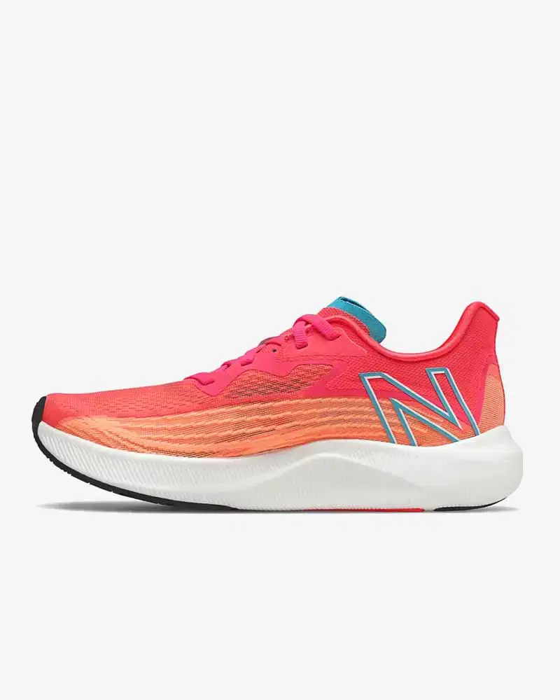 New Balance Fuelcell Rebel V2 W - WFCXLM2 (2) au meilleur prix !
