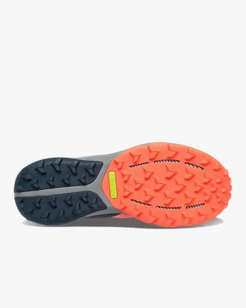 Saucony Xodus Ultra W - S10734-16 (1) au meilleur prix !