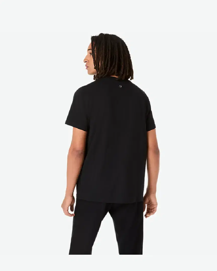 Asics Chest Logo Tee M - 2031F333-001 (1) au meilleur prix !