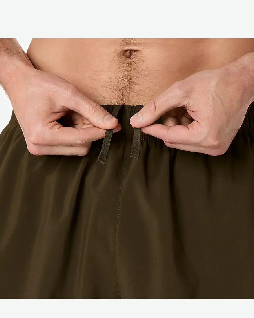 Asics Core 5In Short M - 2011D214-200 (4) au meilleur prix !