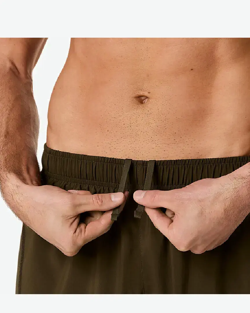 Asics Core Split Short M - 2011D222-200 (4) au meilleur prix !