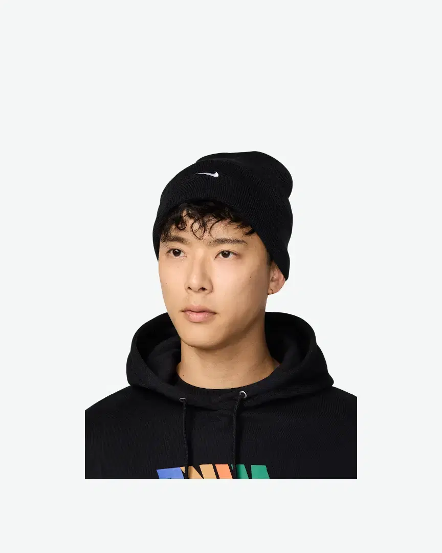 Bonnet Nike Swoosh Peak Beanie - HF0187-010 (0) au meilleur prix !