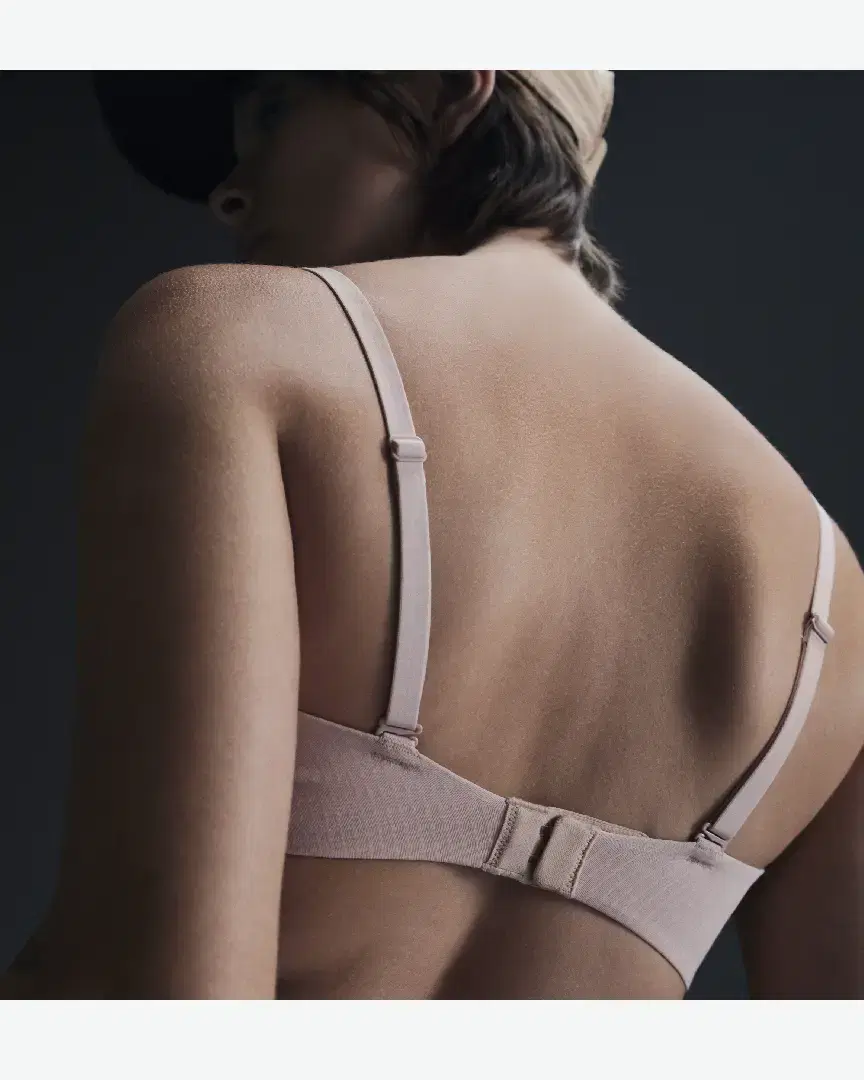 Brassière Rembourrée Et Convertible À Maintien Léger Nike Alate Minimalist W - FQ3550-207 (2) au meilleur prix !