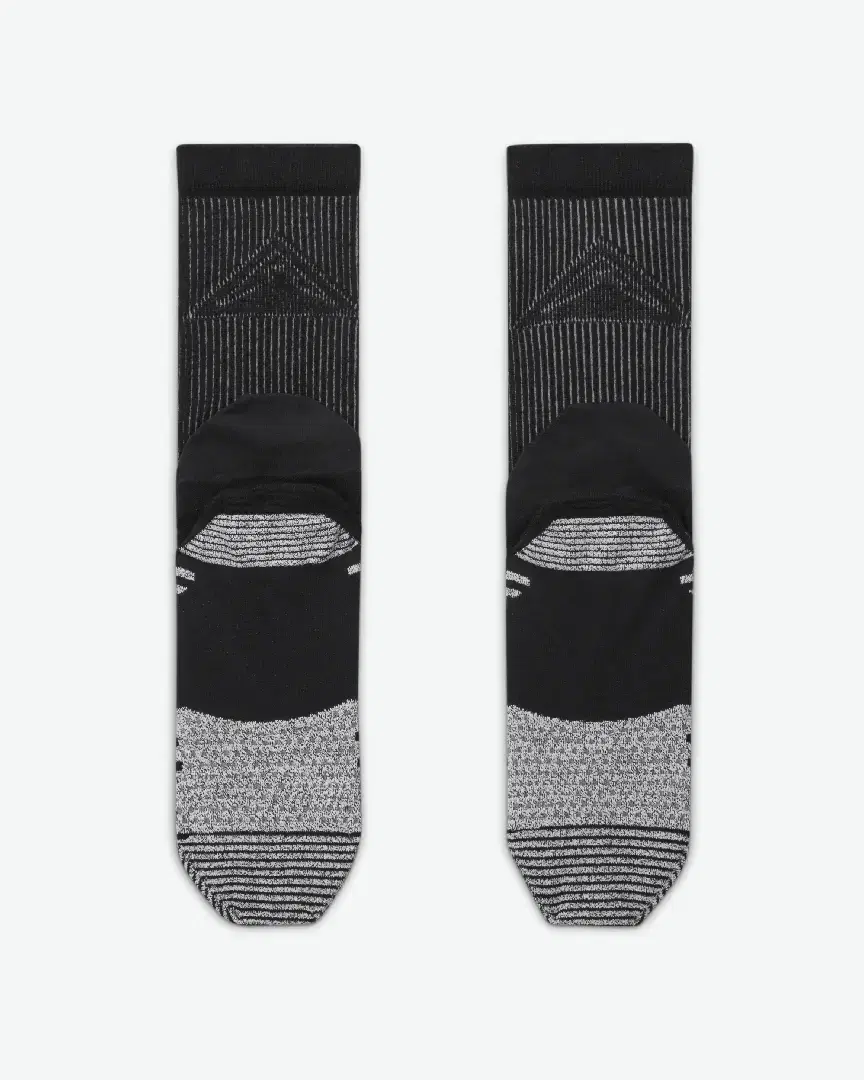 Chaussettes De Trail Mi-Mollet Nike Dri-Fit - CU7203-010 (2) au meilleur prix !