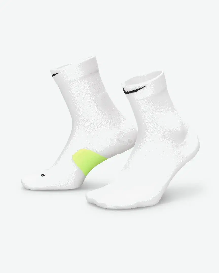 Chaussettes Mi-Mollet Basses Nike Midweight Running (1 Paire) - HV6935-100 (0) au meilleur prix !