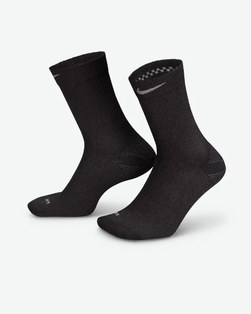 Chaussettes Mi-Mollet Nike Lightweight Running (1 Paire) - HV6919-010 (0) au meilleur prix !