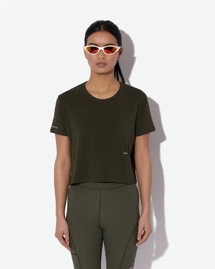 Circle Crop-Top Smooth Operator - CROP-TOP-SMOOTH-OPERATOR-ONYX-BLACK (9) au meilleur prix !