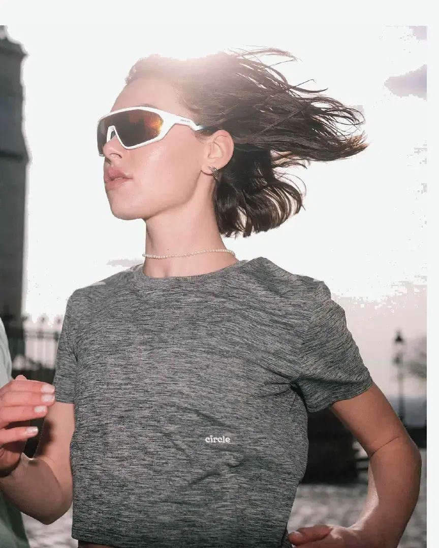 Circle Crop-Top Technique Smooth Operator - CROP-TOP-TECHNIQUE-SMOOTH-OPERATOR-GRANITE-GREY (2) au meilleur prix !