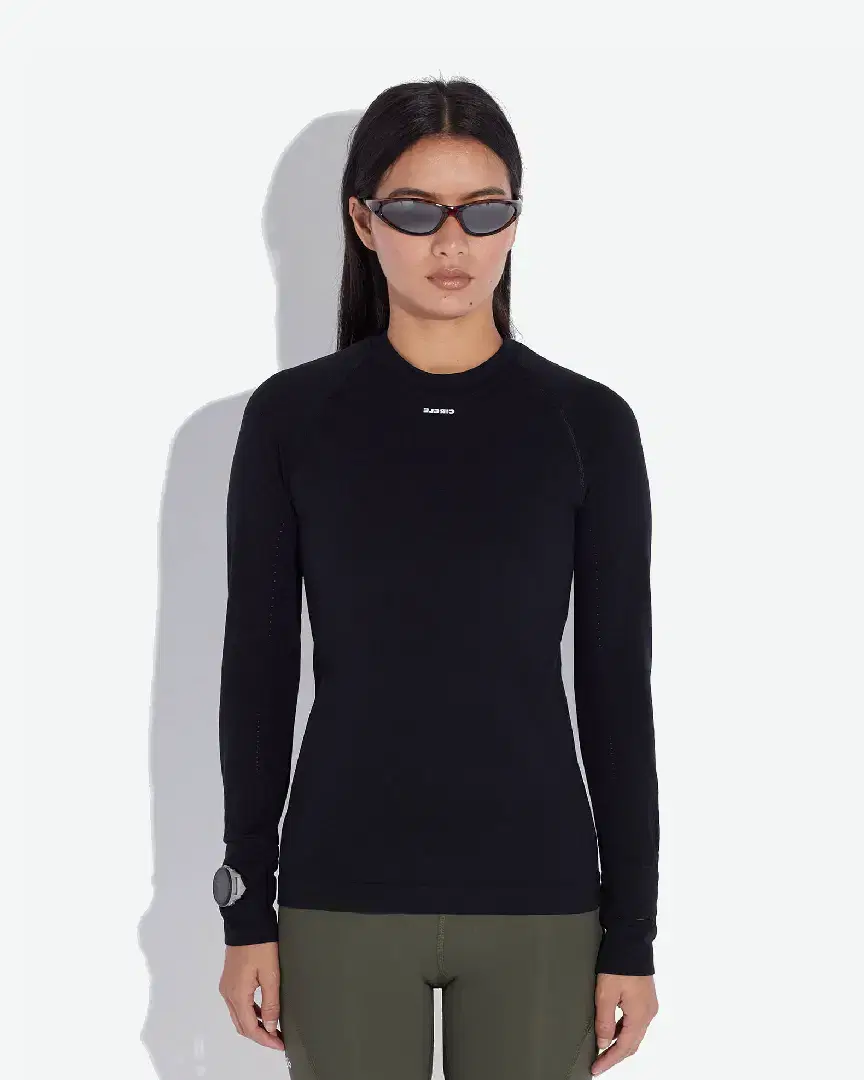 Circle Première Couche Endurance - PREMIERE-COUCHE-ENDURANCE-SOFT-FEMME-ONYX-BLACK (0) au meilleur prix !