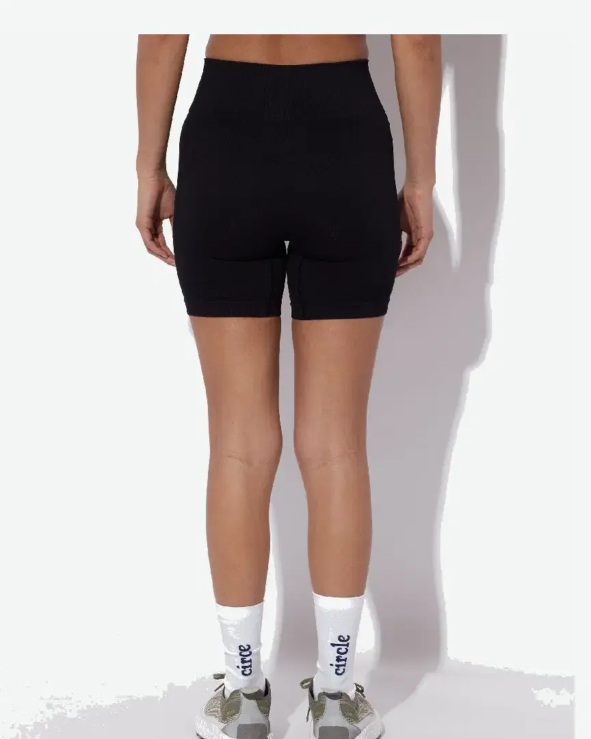 Circle Short Seamless Keep The Flow - SHORT-SEAMLESS-KEEP-THE-FLOW-EARTH-BROWN (3) au meilleur prix !