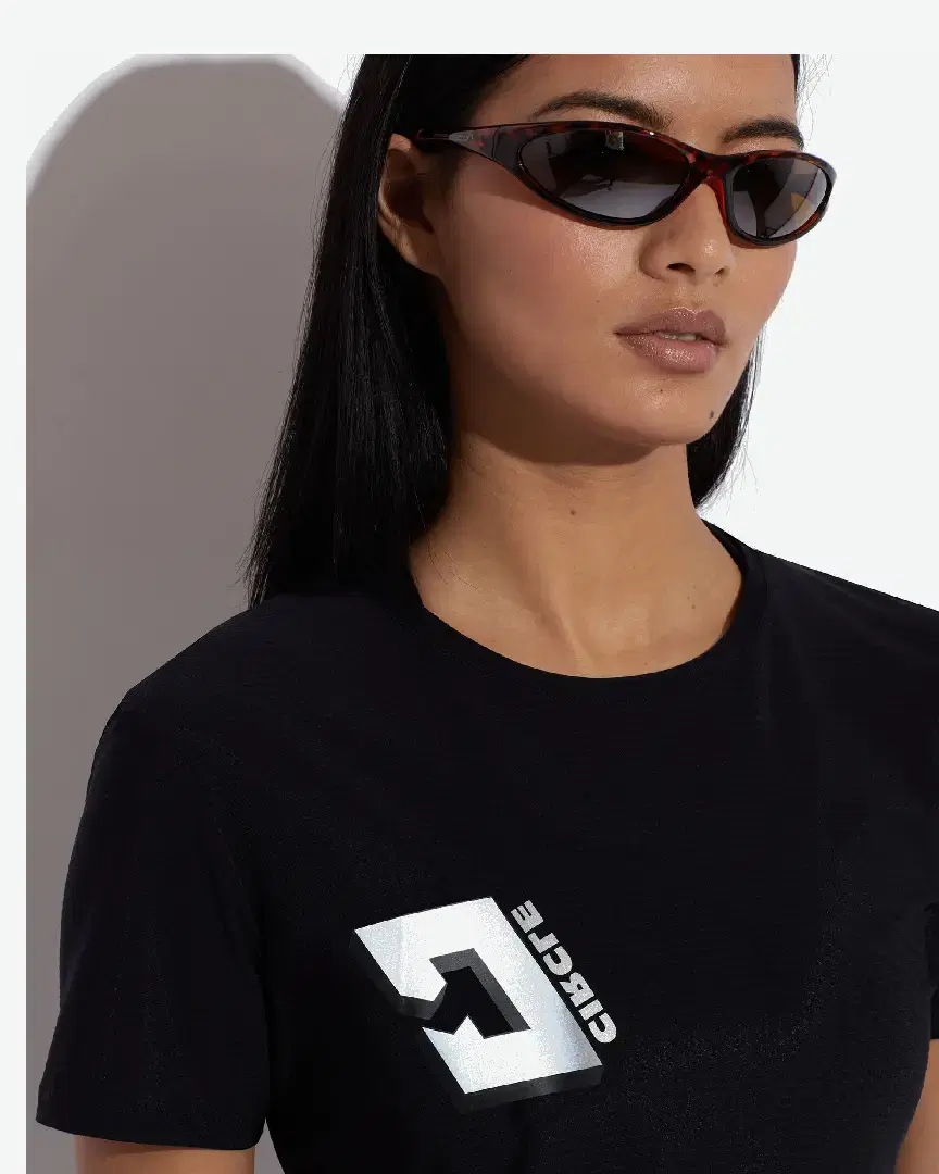 Circle T-Shirt Legend - T-SHIRT-LEGEND-FEMME-ONYX-BLACK (0) au meilleur prix !