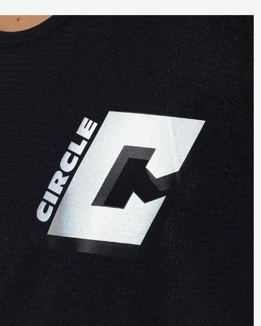 Circle T-Shirt Legend - T-SHIRT-LEGEND-FEMME-ONYX-BLACK (14) au meilleur prix !