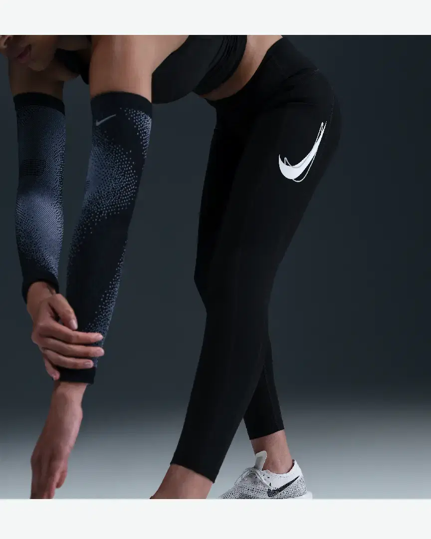 Leggings Nike Fast 7/8 W - HV8555-010 (1) au meilleur prix !