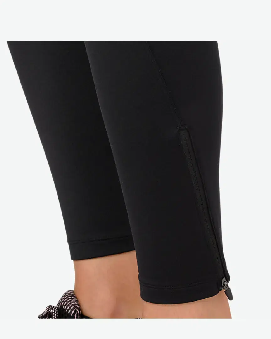 Collant Asics Core Winter W - 2012C342-001 (4) au meilleur prix !