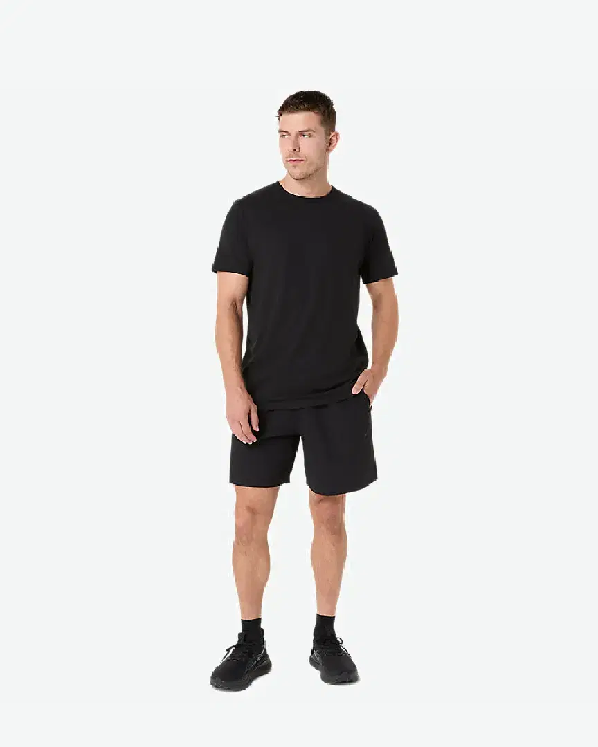 Comfort Core Stretch Woven 7In Short M - 2031F319-001 (6) au meilleur prix !