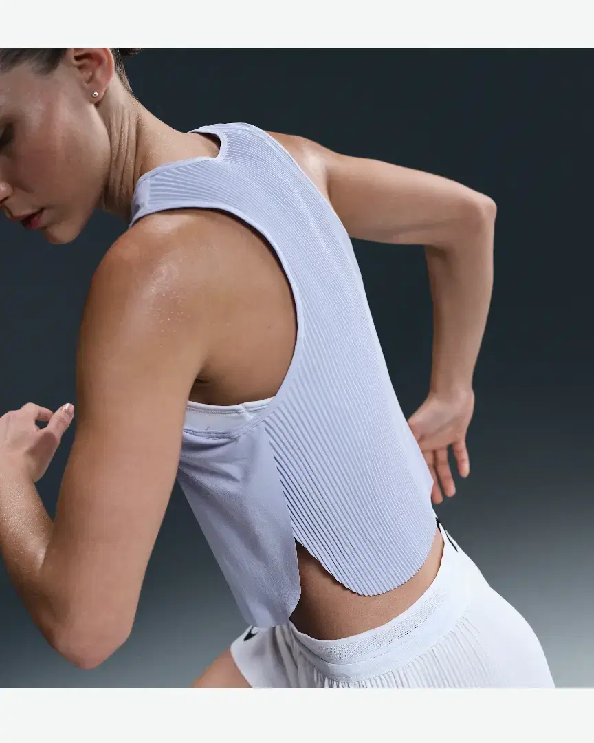 Débardeur Court Imprimé Dri-Fit Adv Nike Aeroswift W - FN2713-057 (2) au meilleur prix !