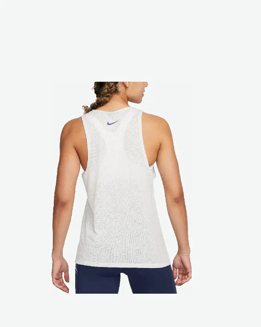 Débardeur De Trail Nike Dri-Fit W - DM7571-079 (1) au meilleur prix !
