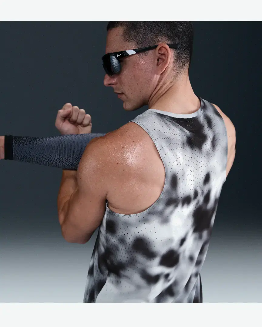 Débardeur Dri-Fit Adv Nike Running Division Breathe M - HJ4146-010 (1) au meilleur prix !