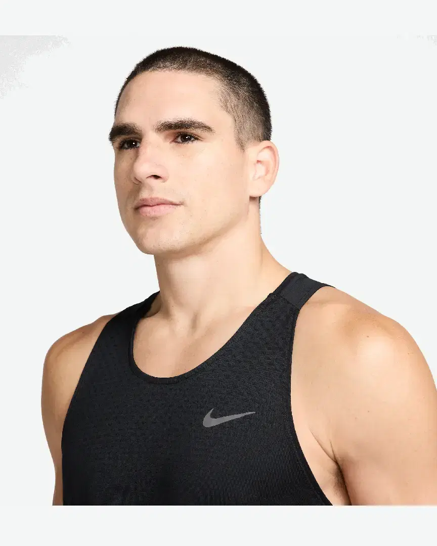 Débardeur Dri-Fit Adv Nike Stride M - HV5210-010 (2) au meilleur prix !