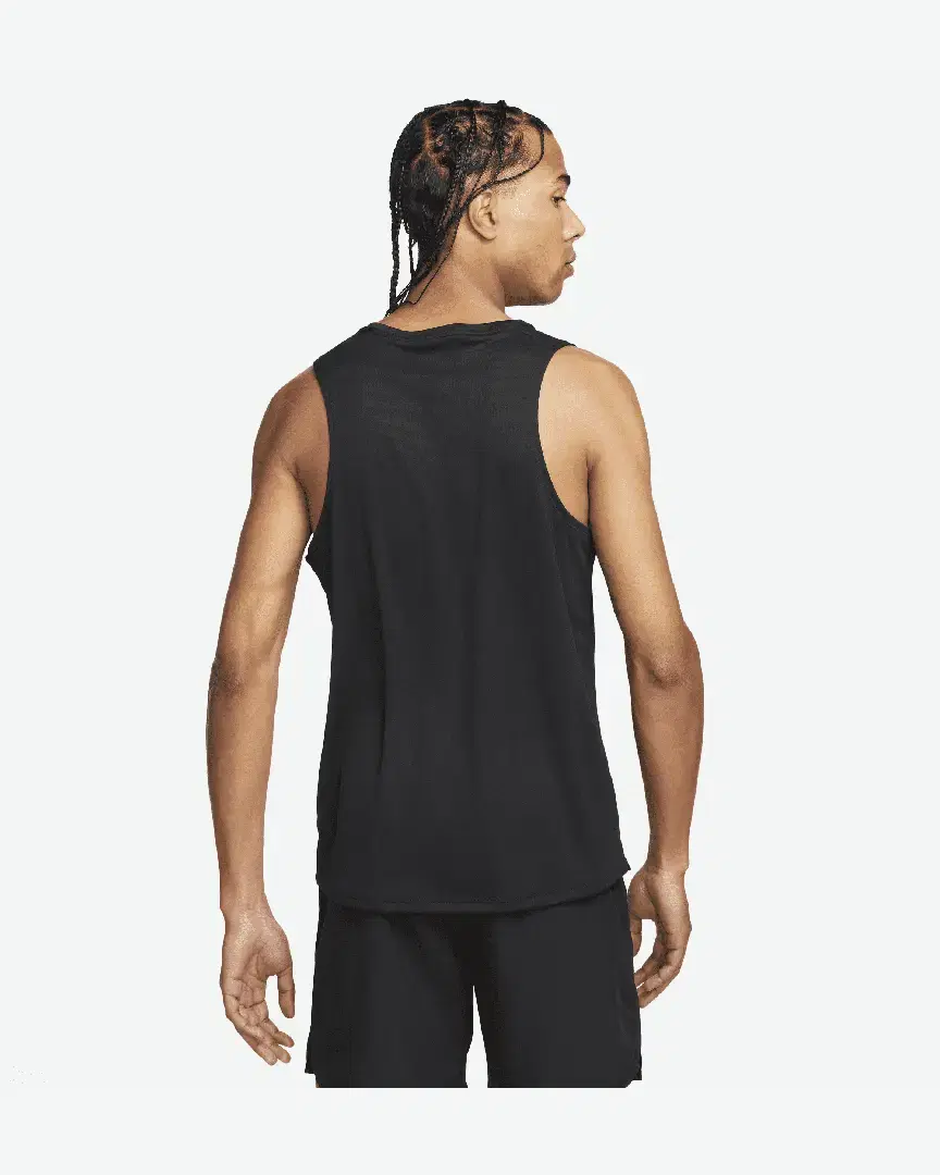 Débardeur Dri-Fit Nike Miler M - DV9321-010 (1) au meilleur prix !