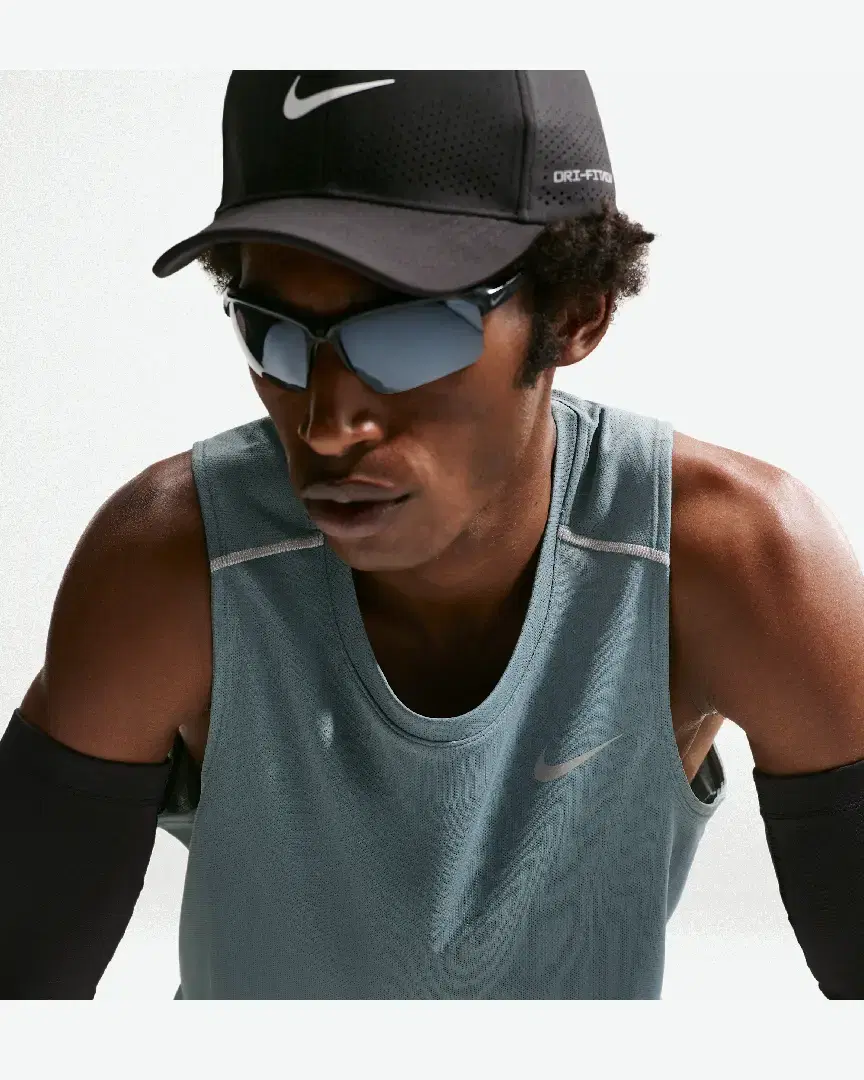 Débardeur Dri-Fit Nike Miler M - IF2018-382 (0) au meilleur prix !