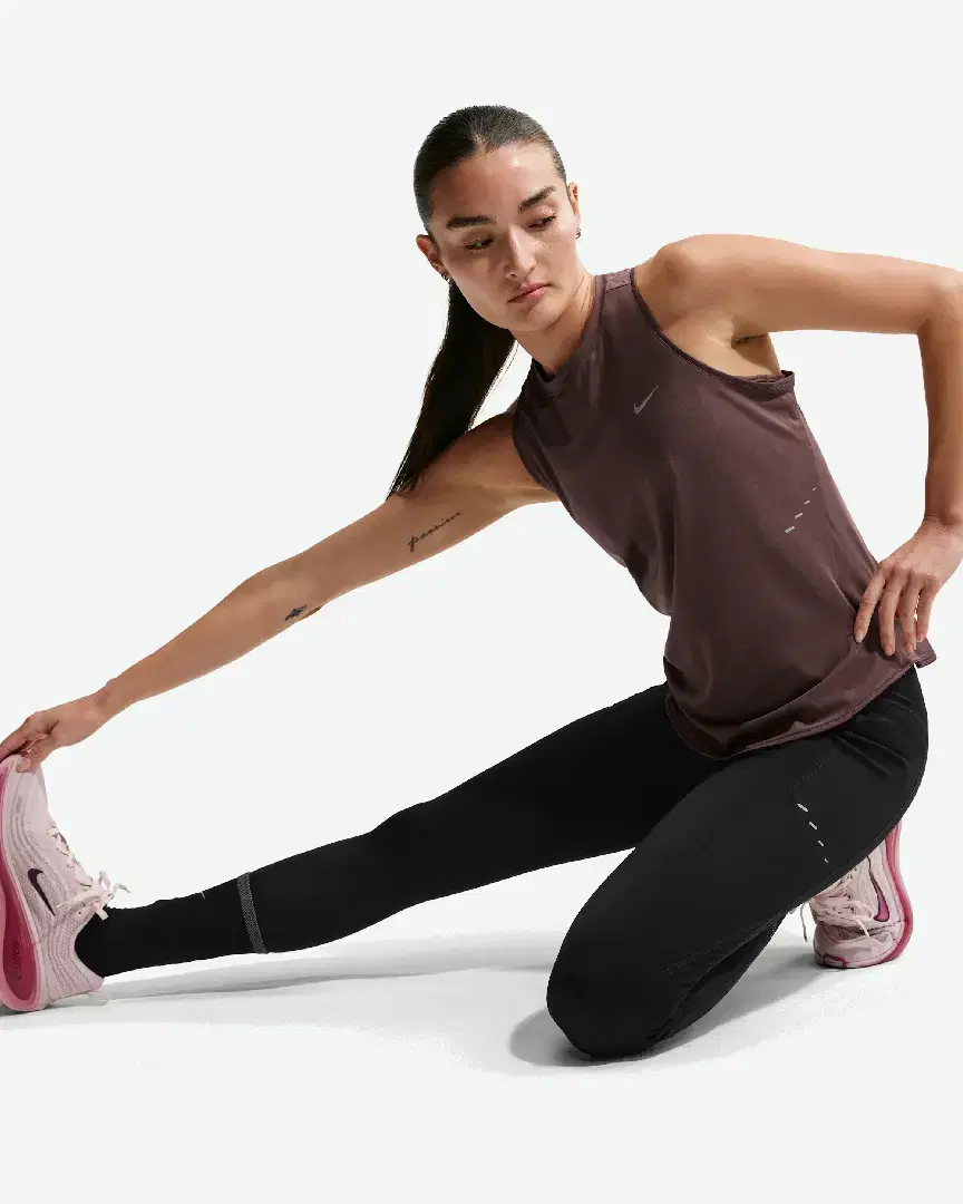 Débardeur Dri-Fit Nike Swift W - HQ0620-502 (2) au meilleur prix !