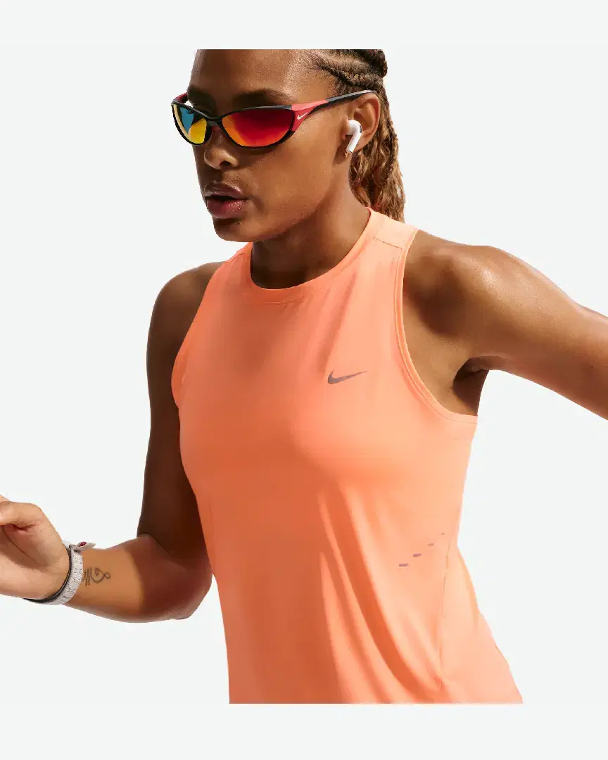 Débardeur Dri-Fit Nike Swift W - HQ0620-852 (2) au meilleur prix !