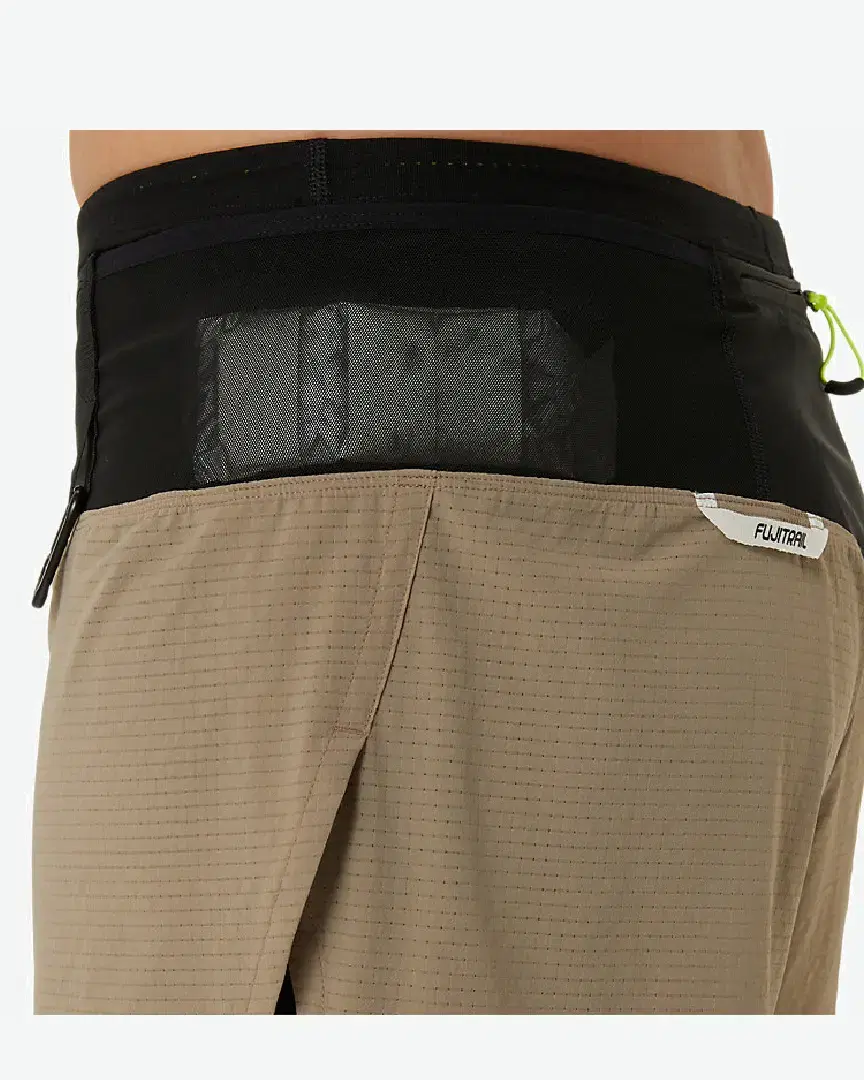 Short Asics Fujitrail 2-N-1 W - 2012C719-200 (7) au meilleur prix !