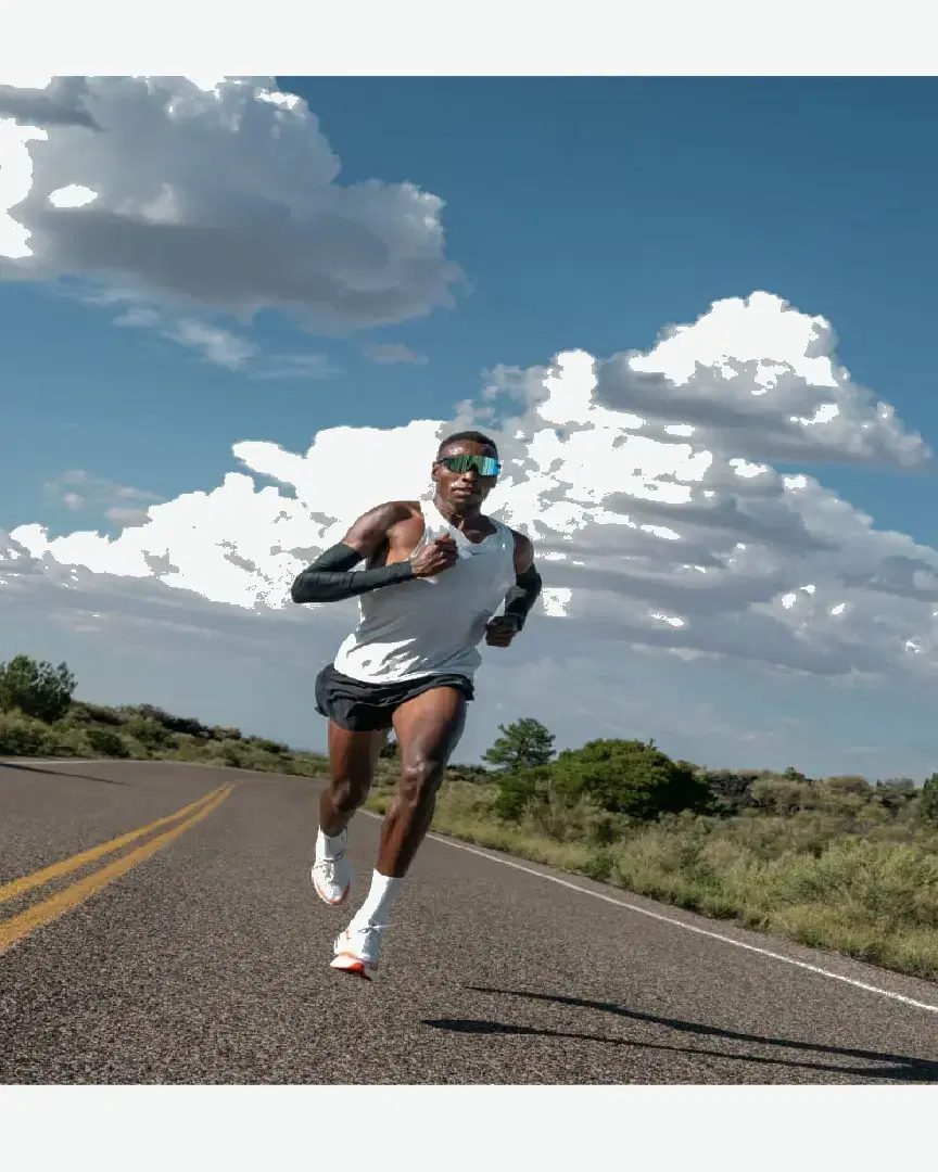 Hoka Débardeur Race Day M - 1164154-WHT (5) au meilleur prix !