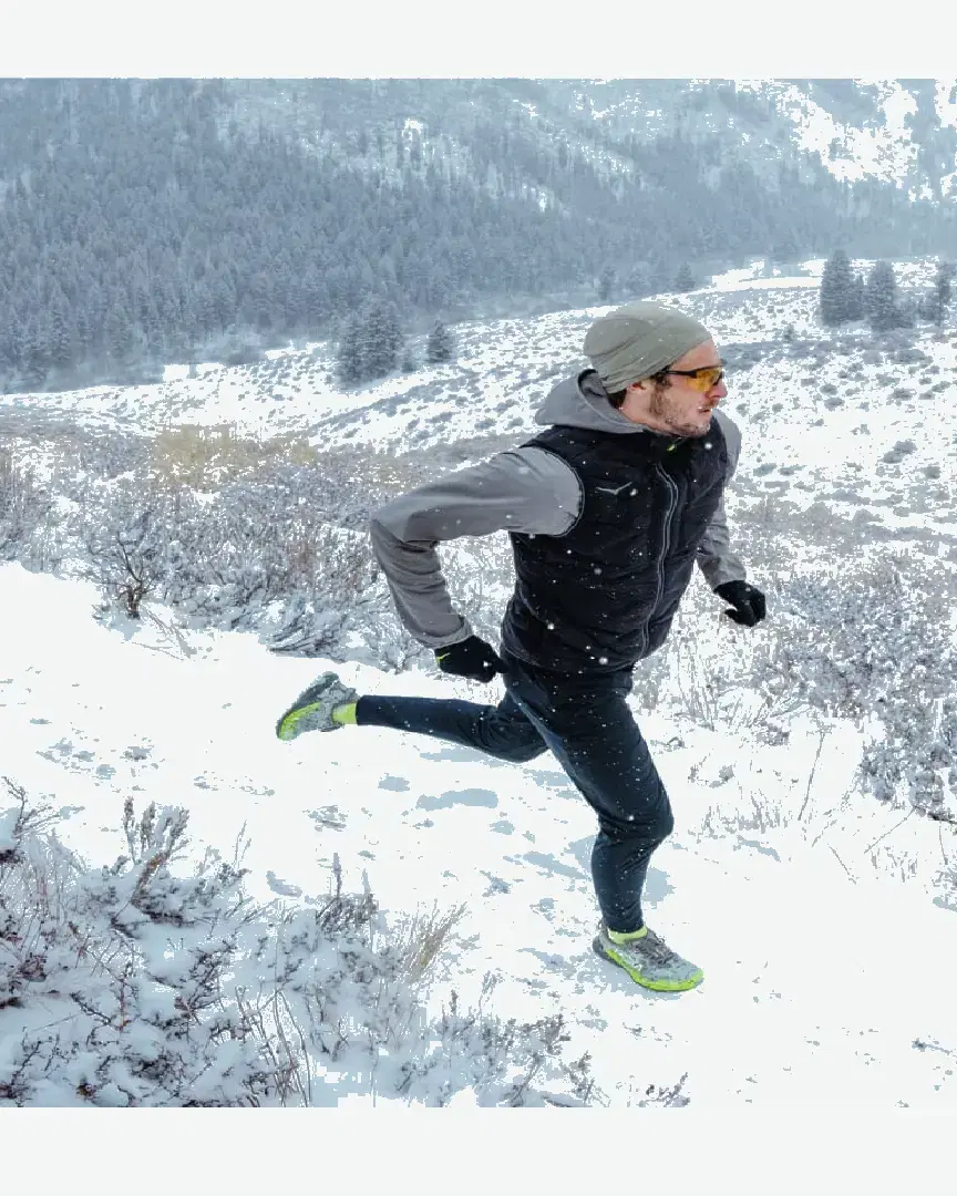 Hoka Gilet De Running Skyfill M - 1156096-BLK (5) au meilleur prix !