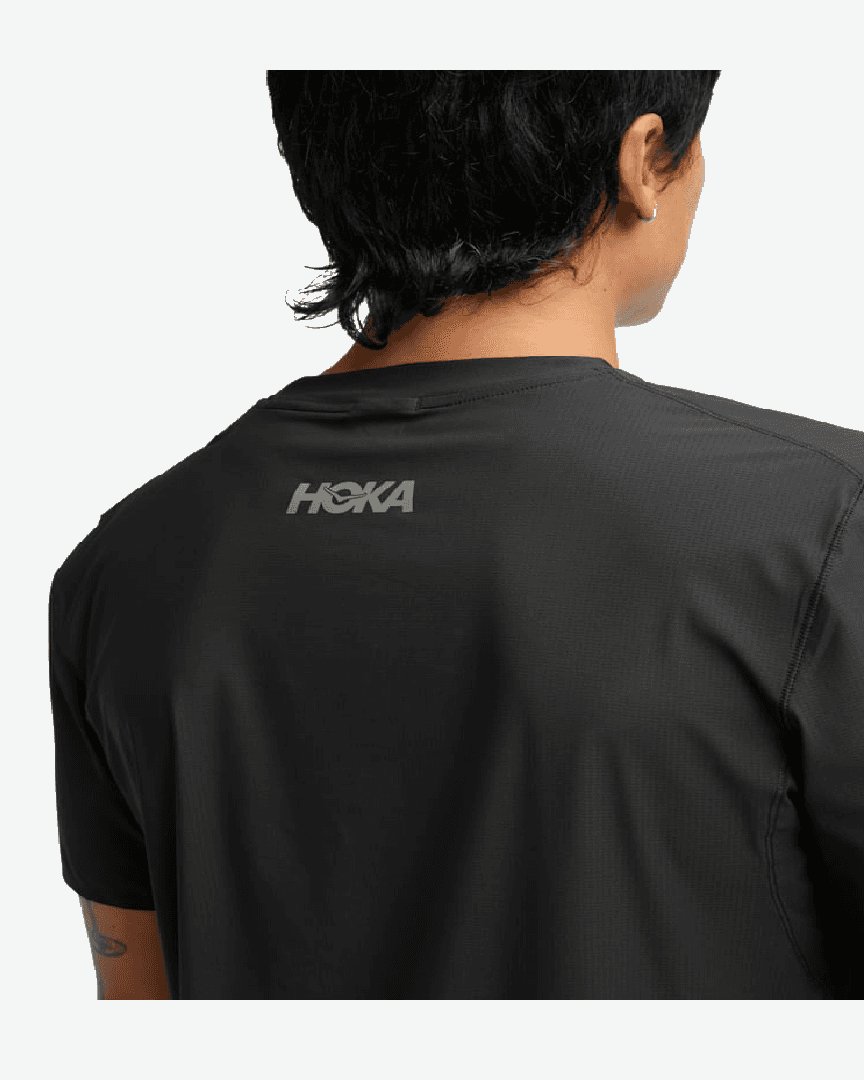 Hoka Haut À Manches Courtes Airolite 2 M - 1175771-BLK (4) au meilleur prix !