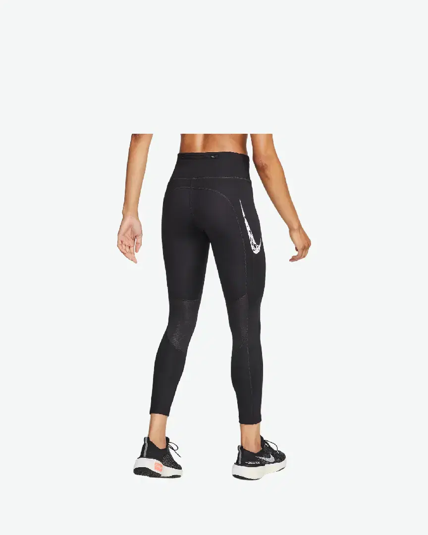 Leggings Nike Fast 7/8 W - FN3268-010 (1) au meilleur prix !