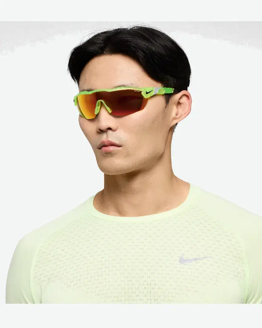 Lunettes De Soleil Nike Show X3 Elite M - DJ5560-012 (0) au meilleur prix !