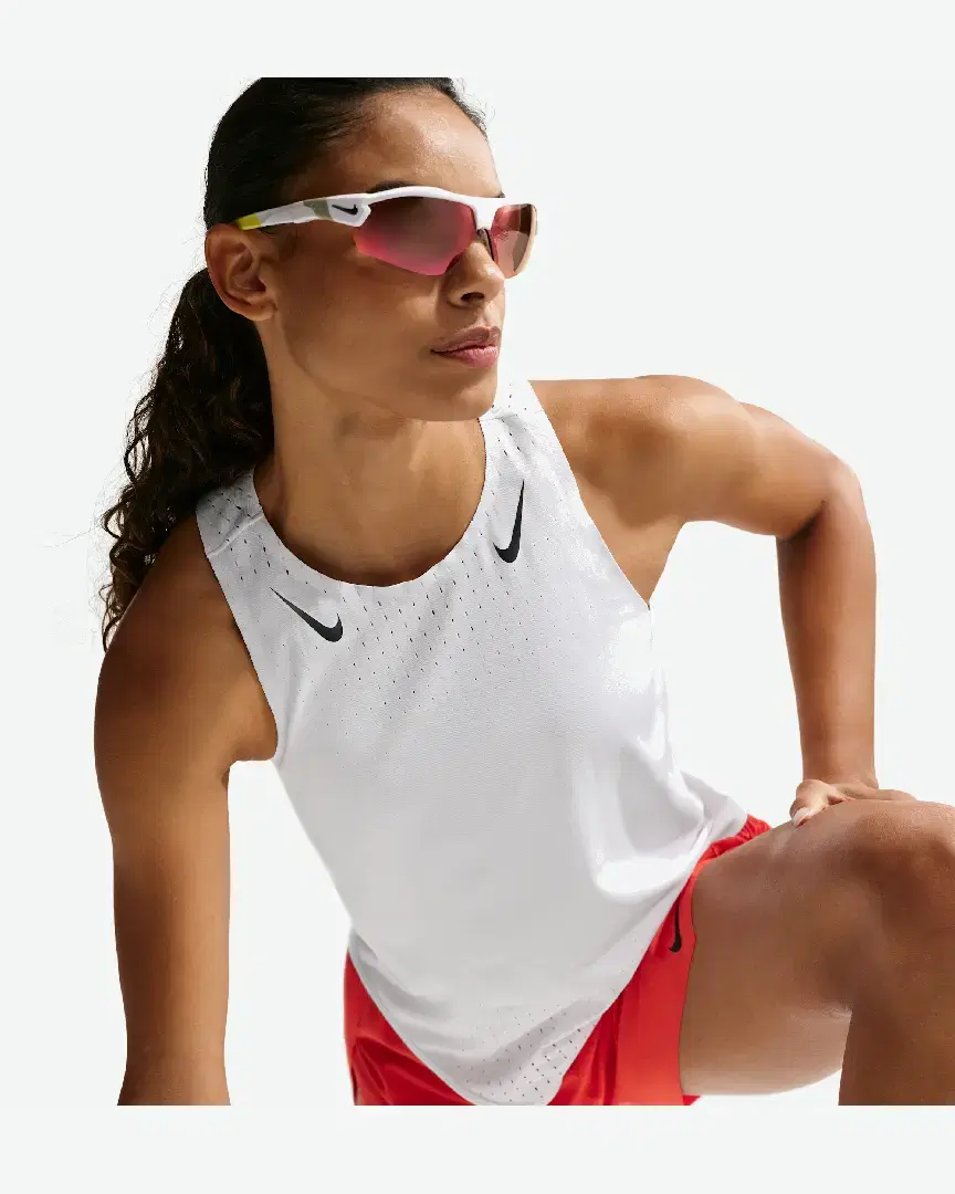 Débardeurs Nike W Nk Arswft Dfadv Singlet W - IF1252-100 (2) au meilleur prix !