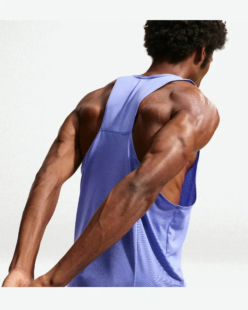 Débardeur Nike Dri-Fit Fast M - FN4229-570 (1) au meilleur prix !