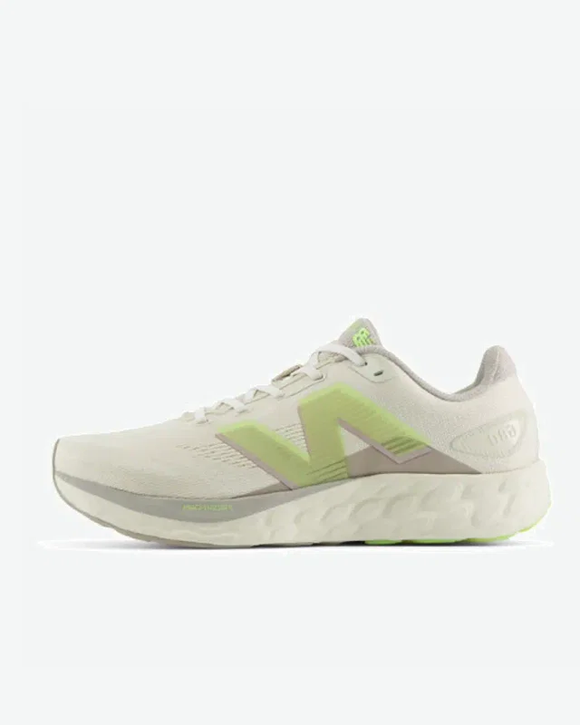 New Balance Fresh Foam 680 V8 M