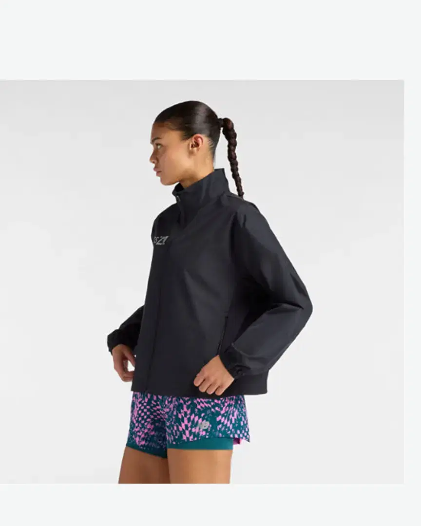 New Balance London Edition Fast Days Run Jacket W - WJ61Y12HBK (4) au meilleur prix !