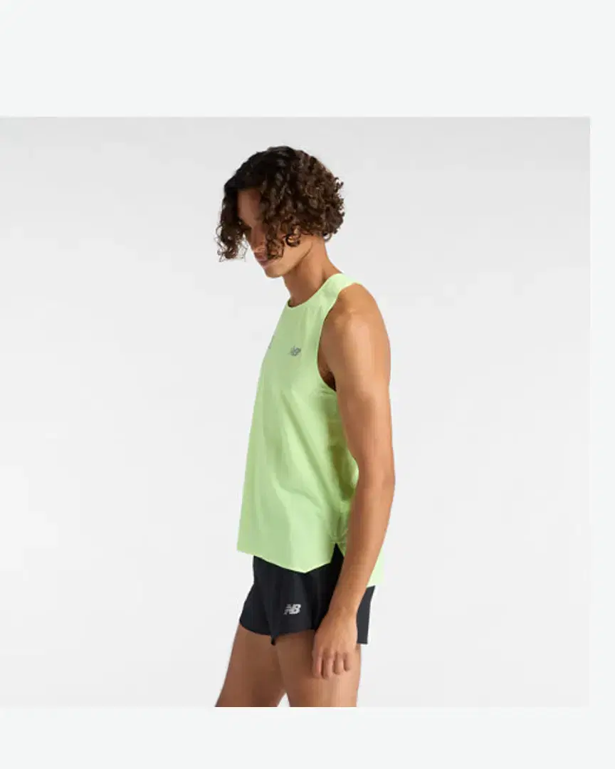 New Balance London Edition Race Day Ultra Light Singlet M - MT61V88RAFG (4) au meilleur prix !