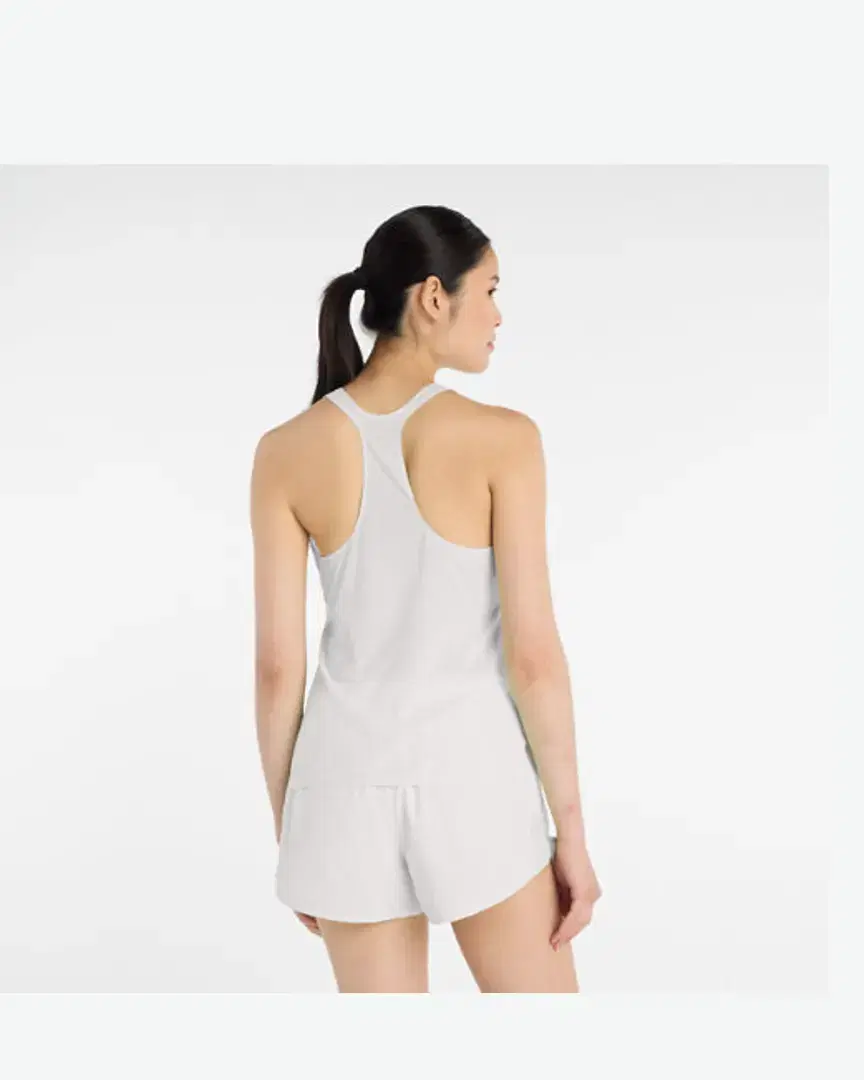 New Balance Race Day Ultra Light Singlet W - WT51250GYM (2) au meilleur prix !