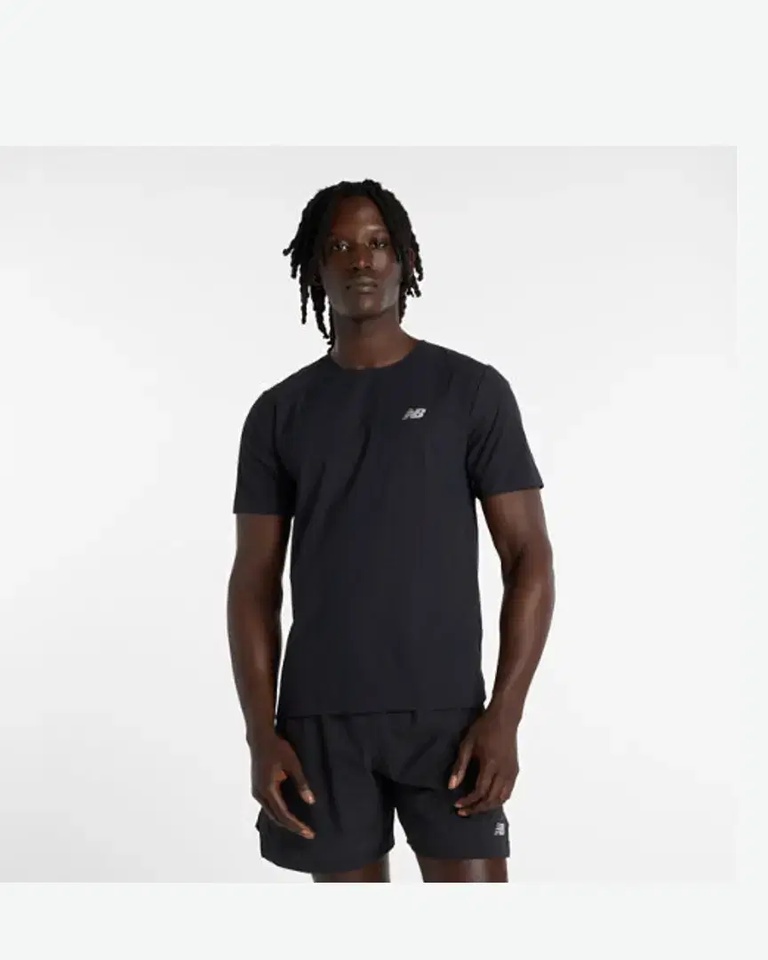 New Balance Race Day Ultra Light T-Shirt M - MT51208BK (0) au meilleur prix !