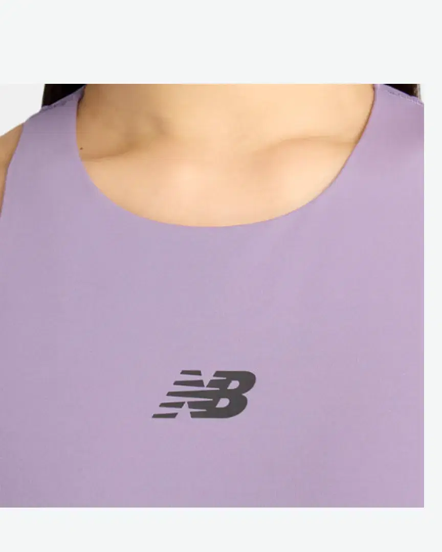 New Balance Rc Elite Storage Crop Tank W - WT61P7F8AA5 (2) au meilleur prix !