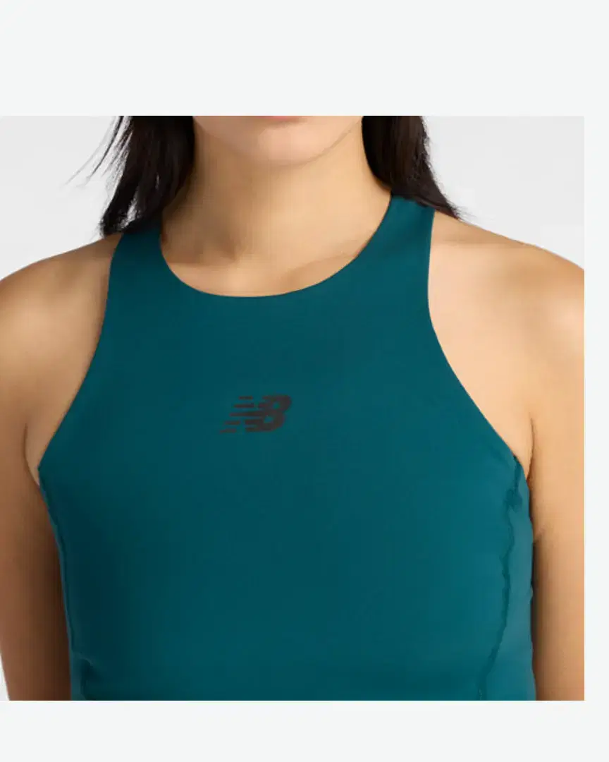 New Balance Rc Elite Storage Crop Tank W - WT61P7F8AAV (2) au meilleur prix !