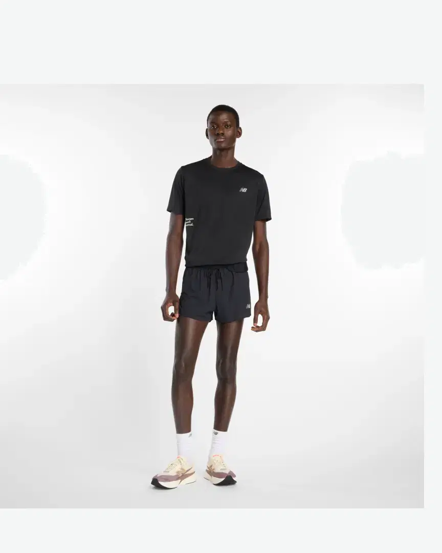 New Balance Rc Essential Graphic T-Shirt M - MT53216BK (5) au meilleur prix !