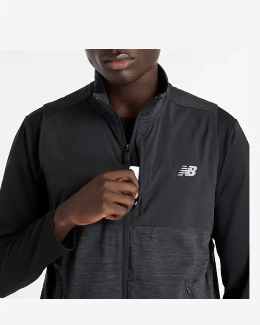 New Balance Rc Essential Heat Grid Vest M - MV51200BK (1) au meilleur prix !
