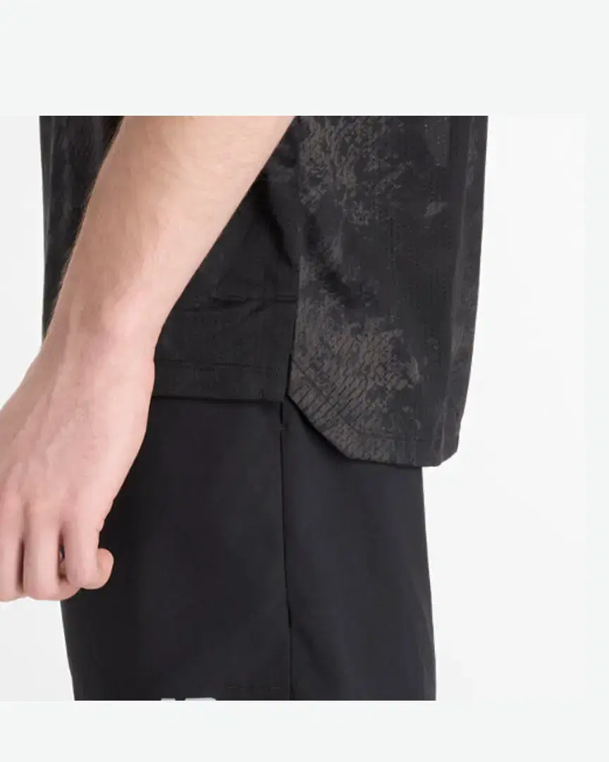 New Balance Rc Essential Printed T-Shirt M - MT53201CAS (4) au meilleur prix !