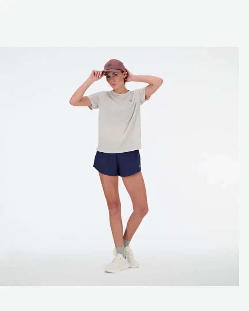 New Balance Rc Essential T-Shirt W - WT41253AHH (1) au meilleur prix !