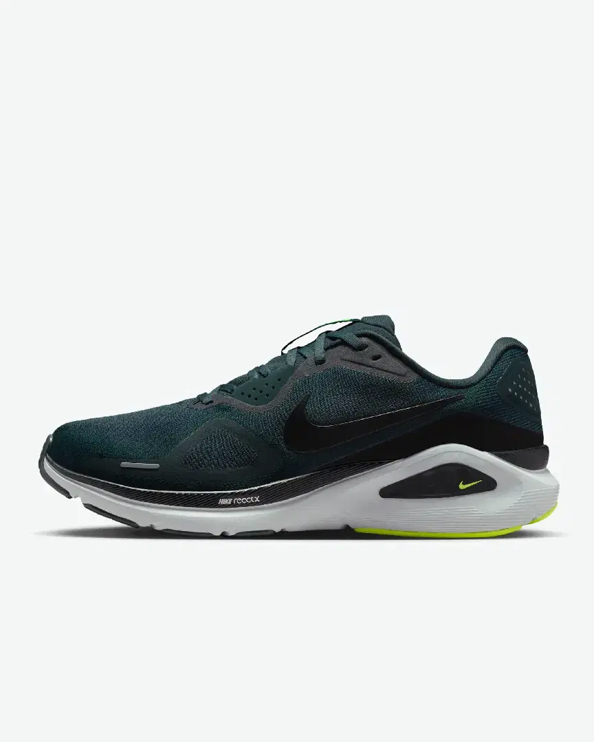Nike Structure 26 M - Men (16) au meilleur prix !